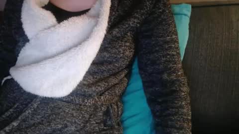 Douce Elsa online show from 02-21-25, 10:26