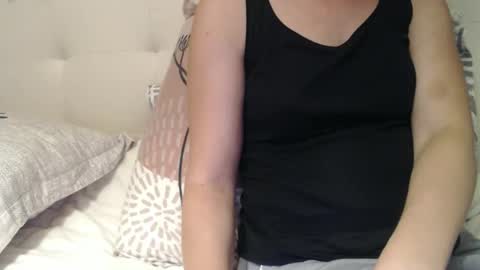 Douce Elsa online show from 09-16-25, 06:53
