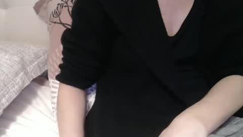 Douce Elsa online show from 09-26-25, 07:51