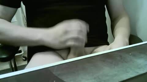 Snapshot of doudoudou1 chatting on 10-27-25, 07:51 doudoudou online show from 10-27-25, 07:51