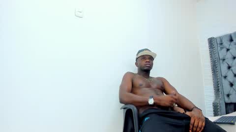 DOUGLAS online show from 10-21-25, 03:51