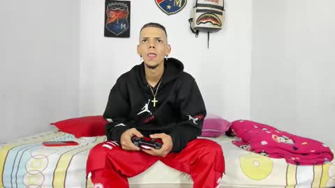 douglas_gallegos online show from 12-02-24, 04:20