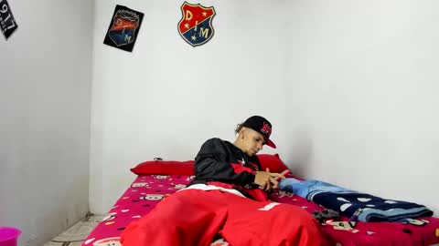 douglas_gallegos online show from 01-27-25, 04:41