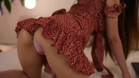 Snapshot of dovia chatting on 10-09-25, 06:33 . . online show from 10-09-25, 06:33