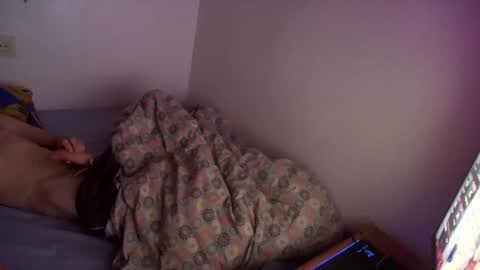 Snapshot of dowgg1 chatting on 11-18-25, 05:34 dowgg1 online show from 11-18-25, 05:34