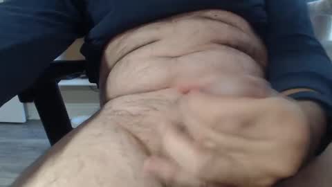 Snapshot of down69_4_u chatting on 12-04-24, 07:34 down69_4_u online show from 12-04-24, 07:34