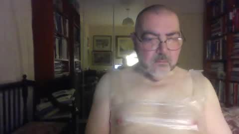 doxoebloke68 online show from 01-04-25, 06:19