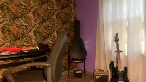 MrPirated online show from 01-18-25, 10:17