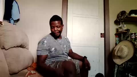 MrPirated online show from 09-21-25, 05:03