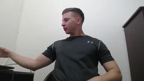 draco_boy2000 online show from 10-15-25, 09:15