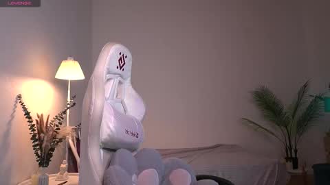 Lisbeth Salander online show from 11-08-25, 06:35