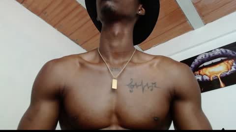 Snapshot of drake_brown_23 chatting on 01-26-25, 03:03 Drake 23 online show from 01-26-25, 03:03