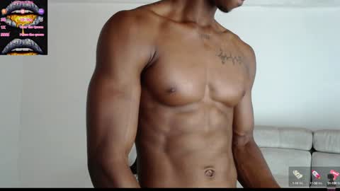 Snapshot of drake_brown_23 chatting on 02-05-25, 04:37 Drake 23 online show from 02-05-25, 04:37