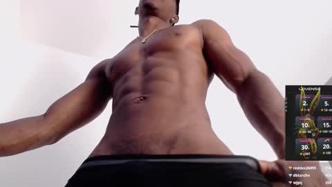 Snapshot of drake_brown_23 chatting on 09-20-25, 02:18 Drake 23 online show from 09-20-25, 02:18