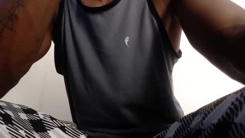 Snapshot of drake_brown_23 chatting on 11-01-25, 02:30 Drake 23 online show from 11-01-25, 02:30