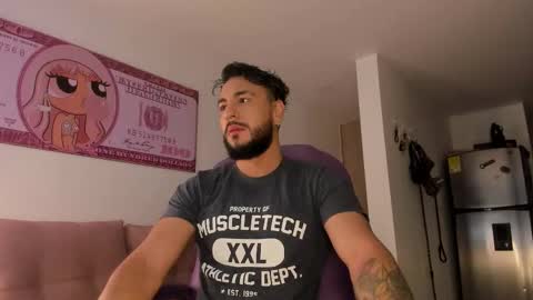 Snapshot of drake_jackson11 chatting on 09-25-25, 11:25 drake jackson11 online show from 09-25-25, 11:25