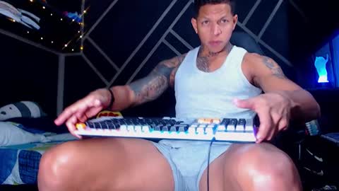 Drake online show from 10-13-25, 03:06