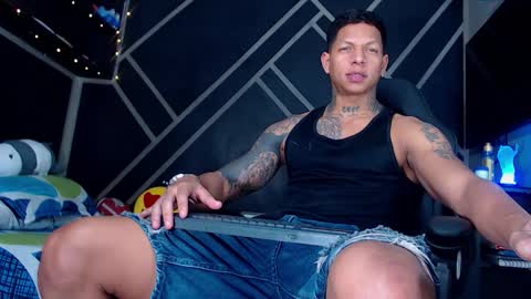 Drake online show from 12-20-25, 05:03