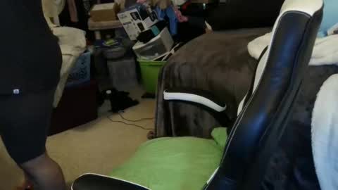 Snapshot of drake_r_darkrose chatting on 02-13-25, 01:48 Drake D Vamp aka Drake DarkRose online show from 02-13-25, 01:48