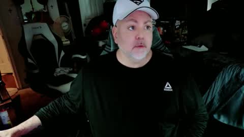 Snapshot of drake_r_darkrose chatting on 04-25-26, 07:22 Drake D Vamp aka Drake DarkRose online show from 04-25-26, 07:22