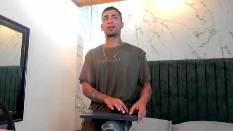 Drake Neuman online show from 01-30-25, 07:26