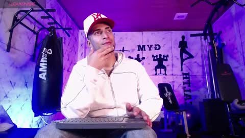 Snapshot of drakeneumann chatting on 02-13-26, 03:57 Drake Neuman online show from 02-13-26, 03:57