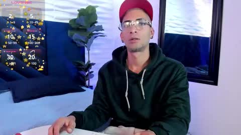 Snapshot of drakeneumann chatting on 03-25-26, 03:45 Drake Neuman online show from 03-25-26, 03:45