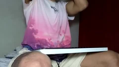 Snapshot of drakesonxx chatting on 09-22-25, 10:39 Andrs Independent Model online show from 09-22-25, 10:39