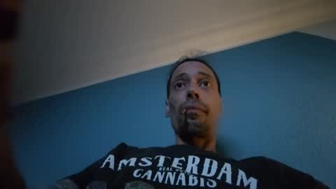 Snapshot of drako198 chatting on 06-24-26, 01:37 drako198 online show from 06-24-26, 01:37