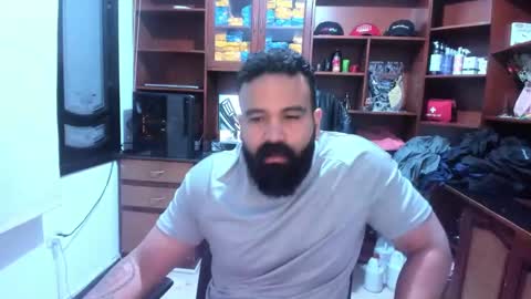 Snapshot of drako_argenti_ chatting on 01-16-25, 11:48 Drako online show from 01-16-25, 11:48