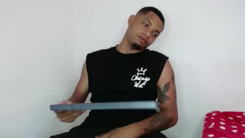 drako_monstercock online show from 01-17-25, 08:44