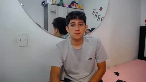 -- nicolle and jhon -- online show from 01-10-26, 10:17