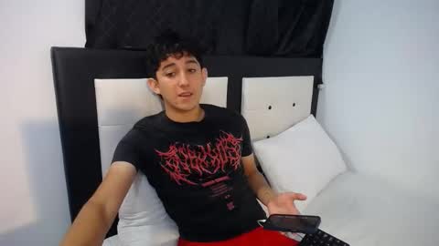 -- nicolle and jhon -- online show from 02-14-26, 05:04