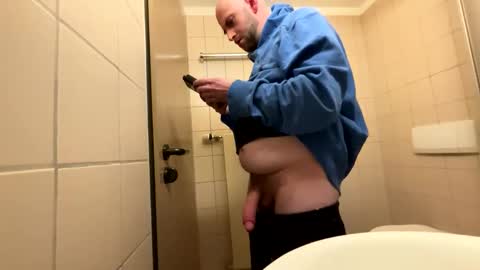 drawingcock online show from 10-19-25, 10:32