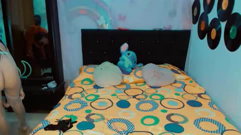 sharon online show from 11-20-25, 08:25