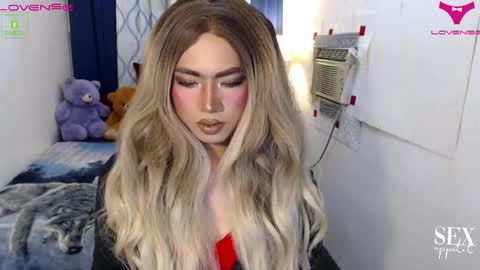 dream_fantacy online show from 05-17-26, 10:33