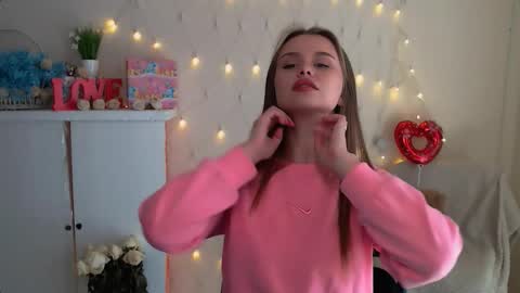 Mari online show from 10-03-25, 10:23