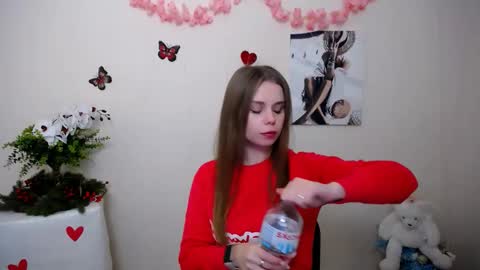 Mari online show from 03-18-26, 08:17