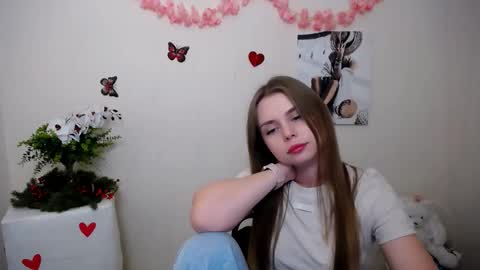 Mari online show from 03-25-26, 06:41