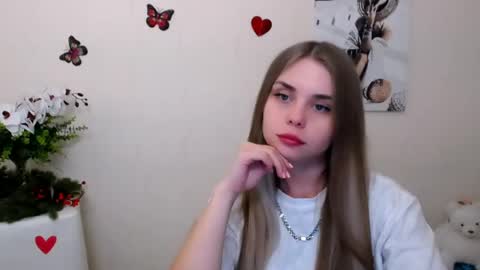 Mari online show from 05-14-26, 05:47