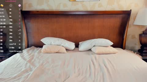 Hi Im Monika Welcome to my room online show from 10-03-25, 07:44