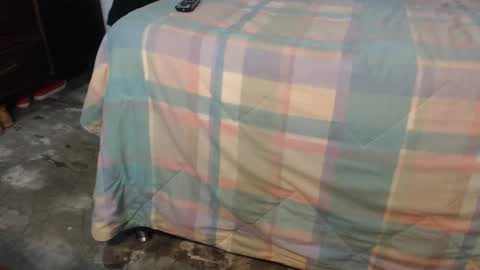 Snapshot of dream_real chatting on 10-16-25, 12:55 dreamreal online show from 10-16-25, 12:55