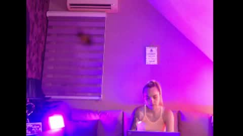 A girl online show from 06-24-26, 07:29