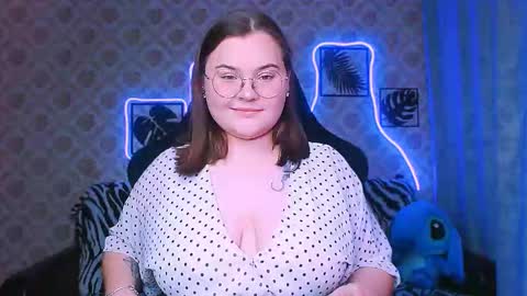 Snapshot of dreamforyoue2 chatting on 11-11-25, 08:20 dreamforyoue2 online show from 11-11-25, 08:20