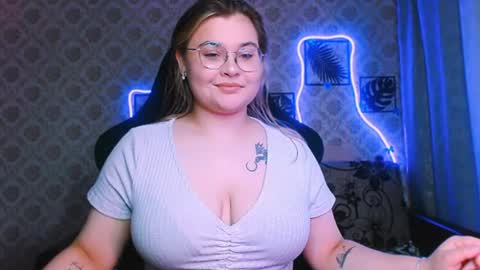 dreamforyoue2 online show from 06-15-26, 04:42