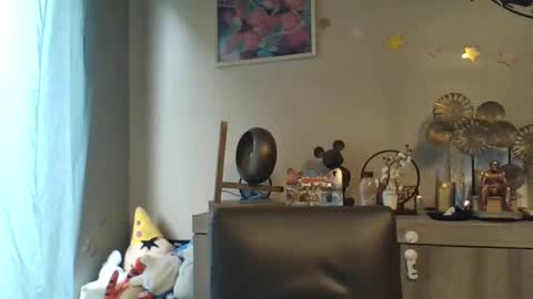 dreamguy38 online show from 10-07-25, 08:22