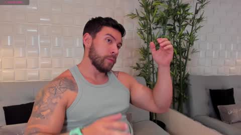 Snapshot of dreammr1 chatting on 12-17-24, 02:55 cris online show from 12-17-24, 02:55