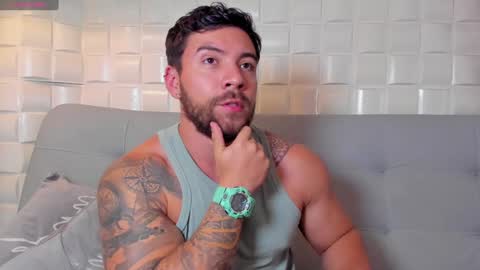 Snapshot of dreammr1 chatting on 12-17-24, 06:02 cris online show from 12-17-24, 06:02