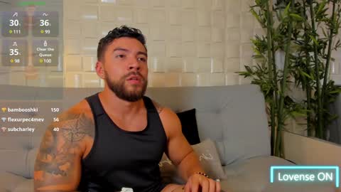 Snapshot of dreammr1 chatting on 01-14-25, 01:04 cris online show from 01-14-25, 01:04