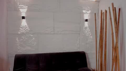 Snapshot of dreammr1 chatting on 02-24-25, 03:53 cris online show from 02-24-25, 03:53